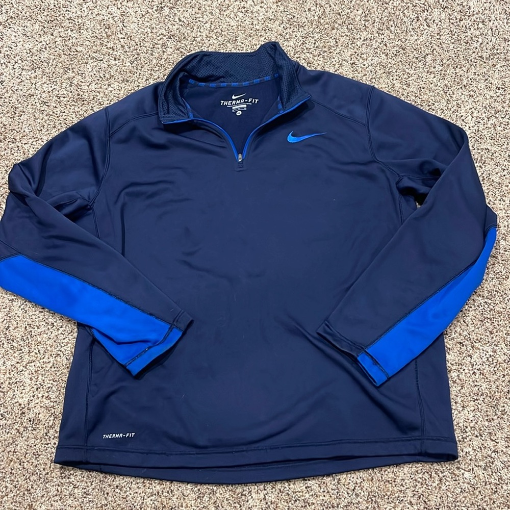 Nike therma fit
